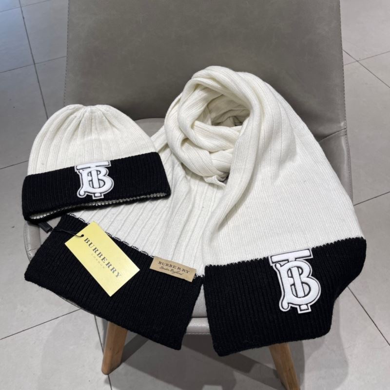 Burberry Caps Scarfs